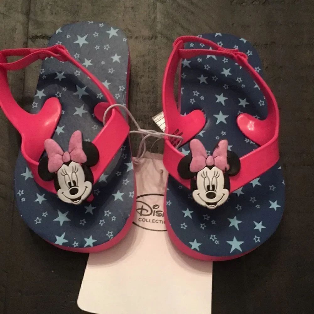 New Disney Minnie Mouse sandals